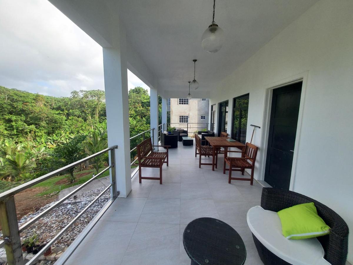 The Willow Apartment Ocho Rios Ngoại thất bức ảnh